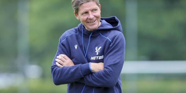 足球友谊赛：美因茨vs水晶宫
        
    足球友谊赛：美因茨vs水晶宫